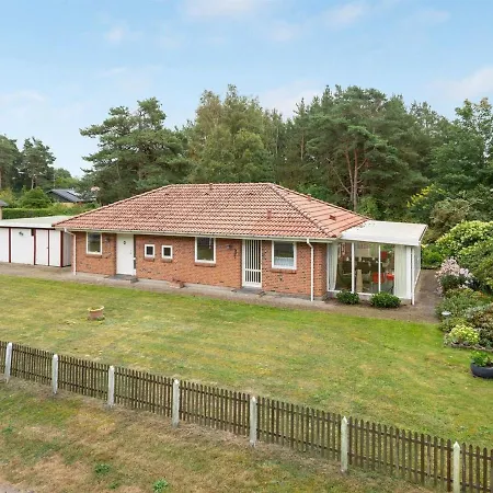 Hébergement de vacances Maksimilian - 1-5km From The Sea By Interhome Laeso