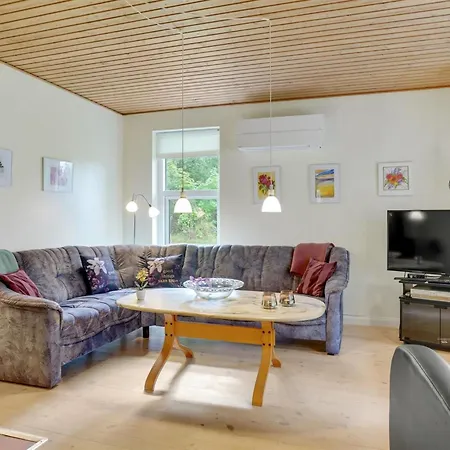 Ferienhaus Maksimilian - 1-5km From The Sea By Interhome